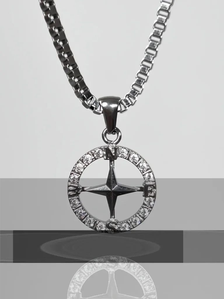 Cardinal Star Pendant (Silver) – LOVII Pendants photo 1