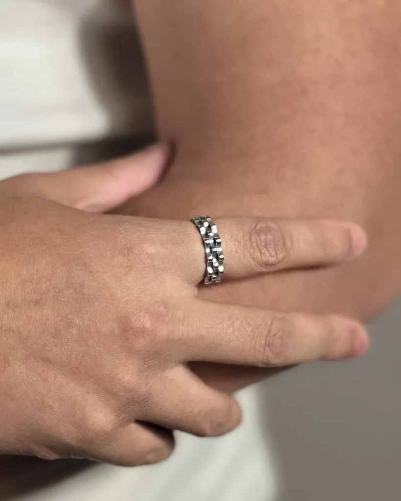 Gear Edge Ring – LOVII Rings photo 1