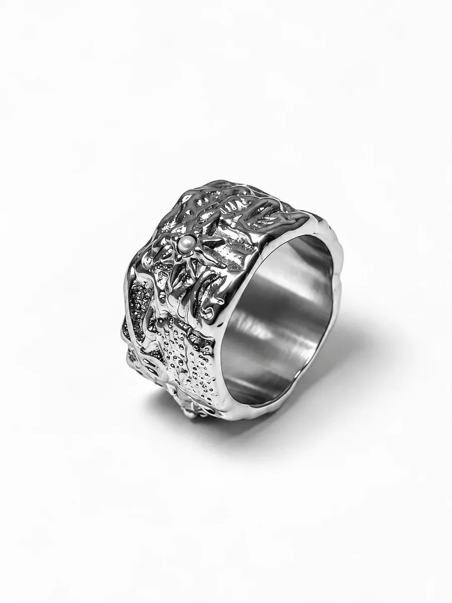 ornate-ring-silver-01 Ornate Ring (Silver) – LOVII Rings photo 1