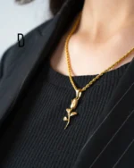 ROSE PENDANT (GOLD) – Xoran The Dark 2