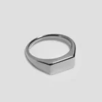 Signet Ring — Tiara 1