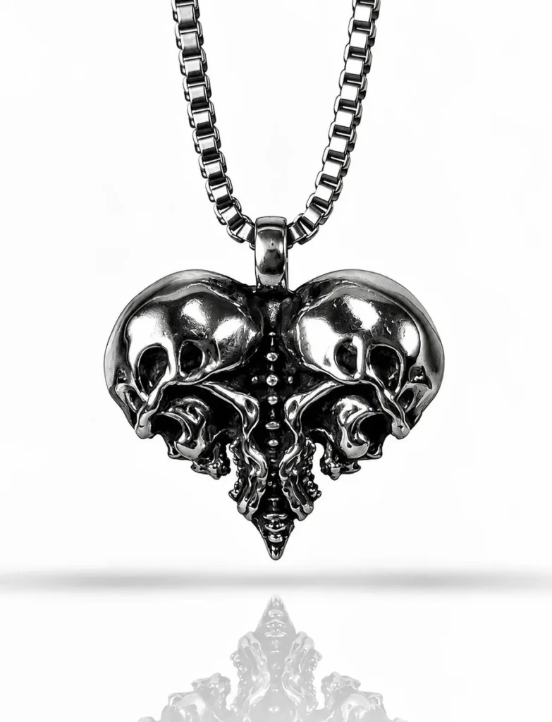 Skullheart Pendant (Silver) – LOVII Pendants photo 1