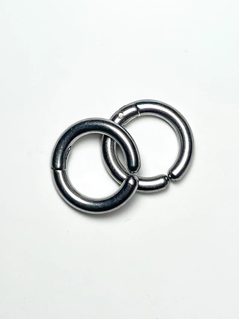 sleeper-hoops-1mm-silver-01 Sleeper Hoops · 1MM (Silver) – LOVII Earrings photo 1