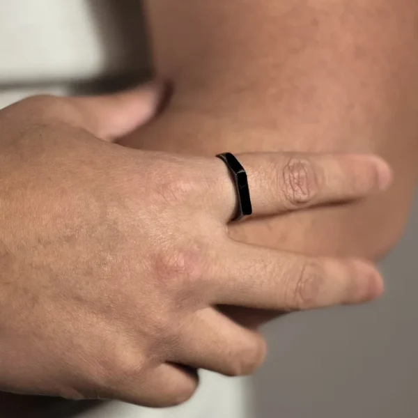 Bar Signet Ring (Black) – LOVII Rings photo 1