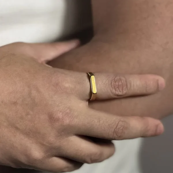 Bar Signet Ring (Gold) – LOVII Rings photo 1